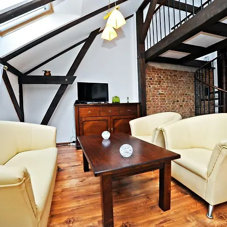 Cosy Attic 公寓