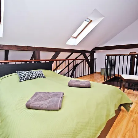 Cosy Attic *
